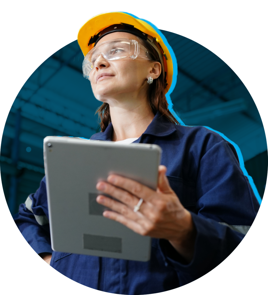 MUlher segurando tablet